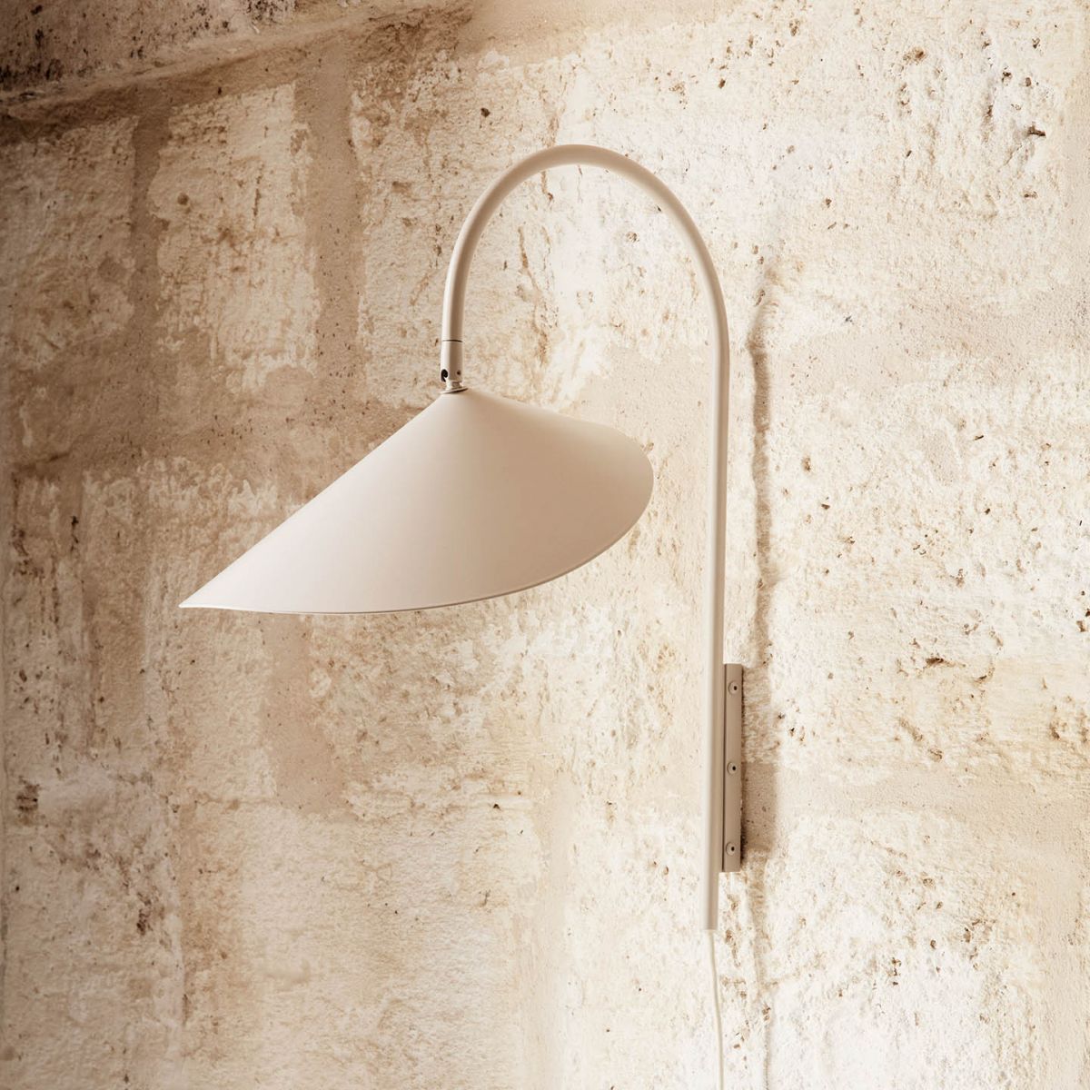 Arum Wall Lamp - Cashmere-2