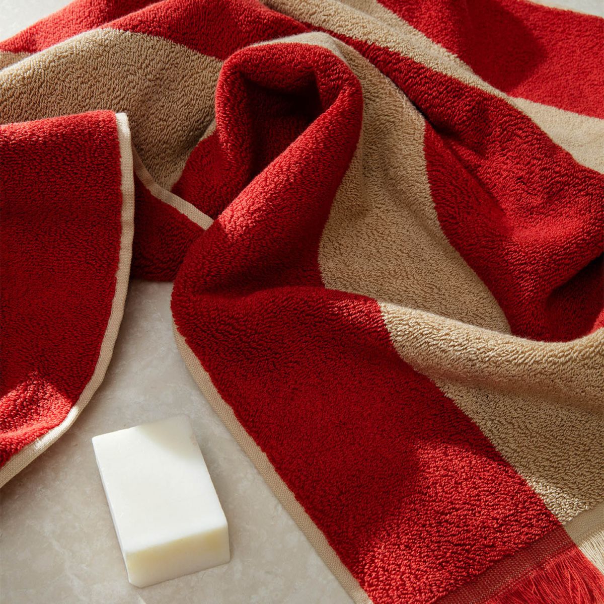 Alee Bath Towel - Light Camel/Red-3