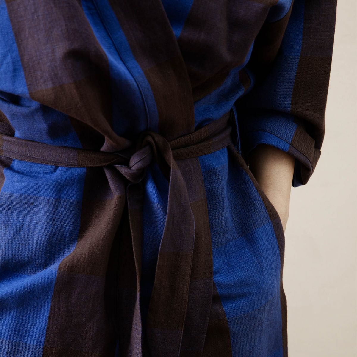 Field Robe - Chocolate/Bright Blue-3