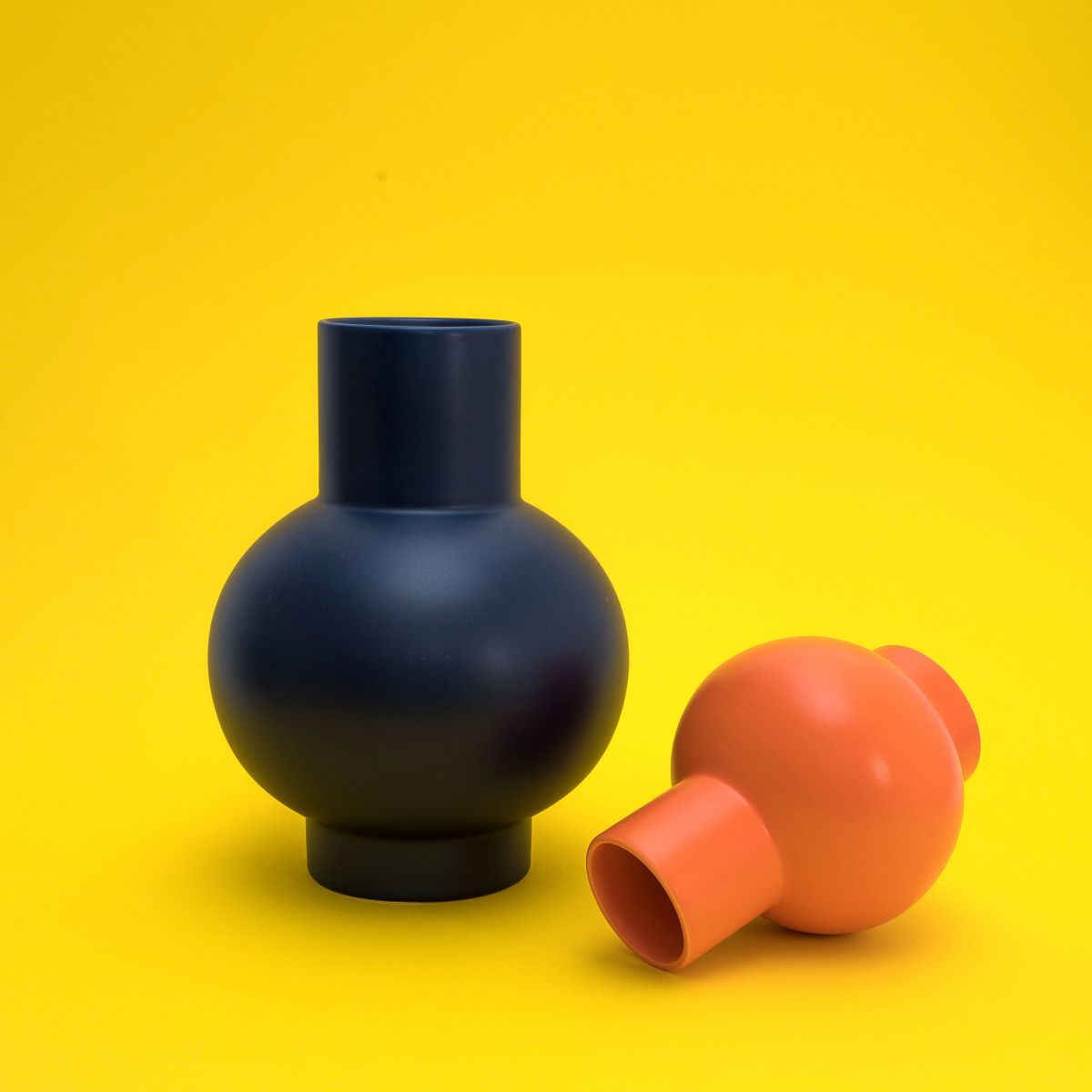 Strom Vase Small - Vibrant Orange-4