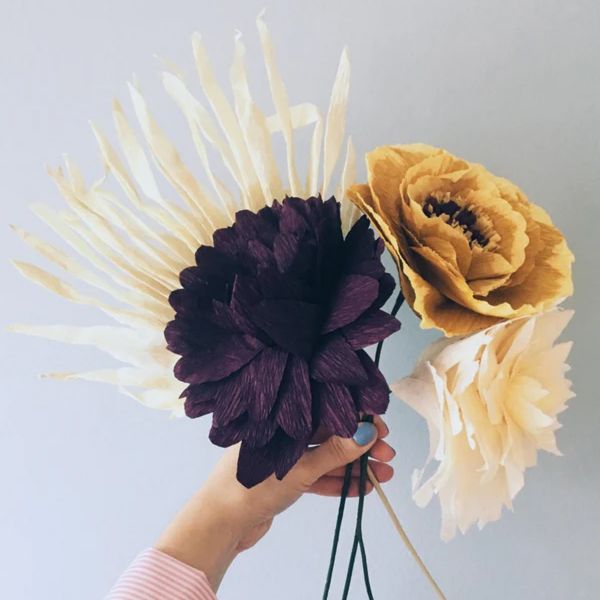 Paper Flower Grand Dahlia - Aubergine